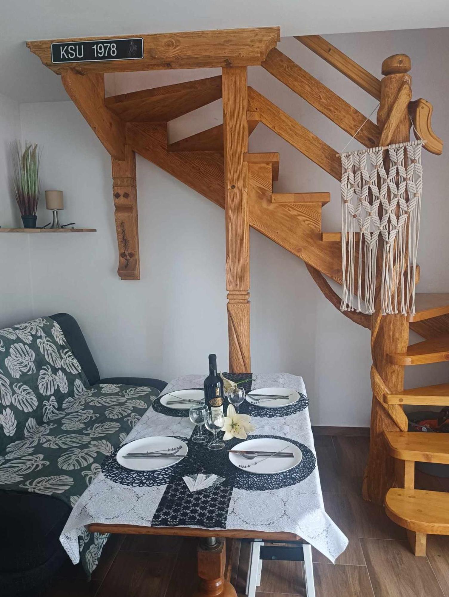 Villa Bieszczadzka Dolina U Magdy à Zlobek  Extérieur photo