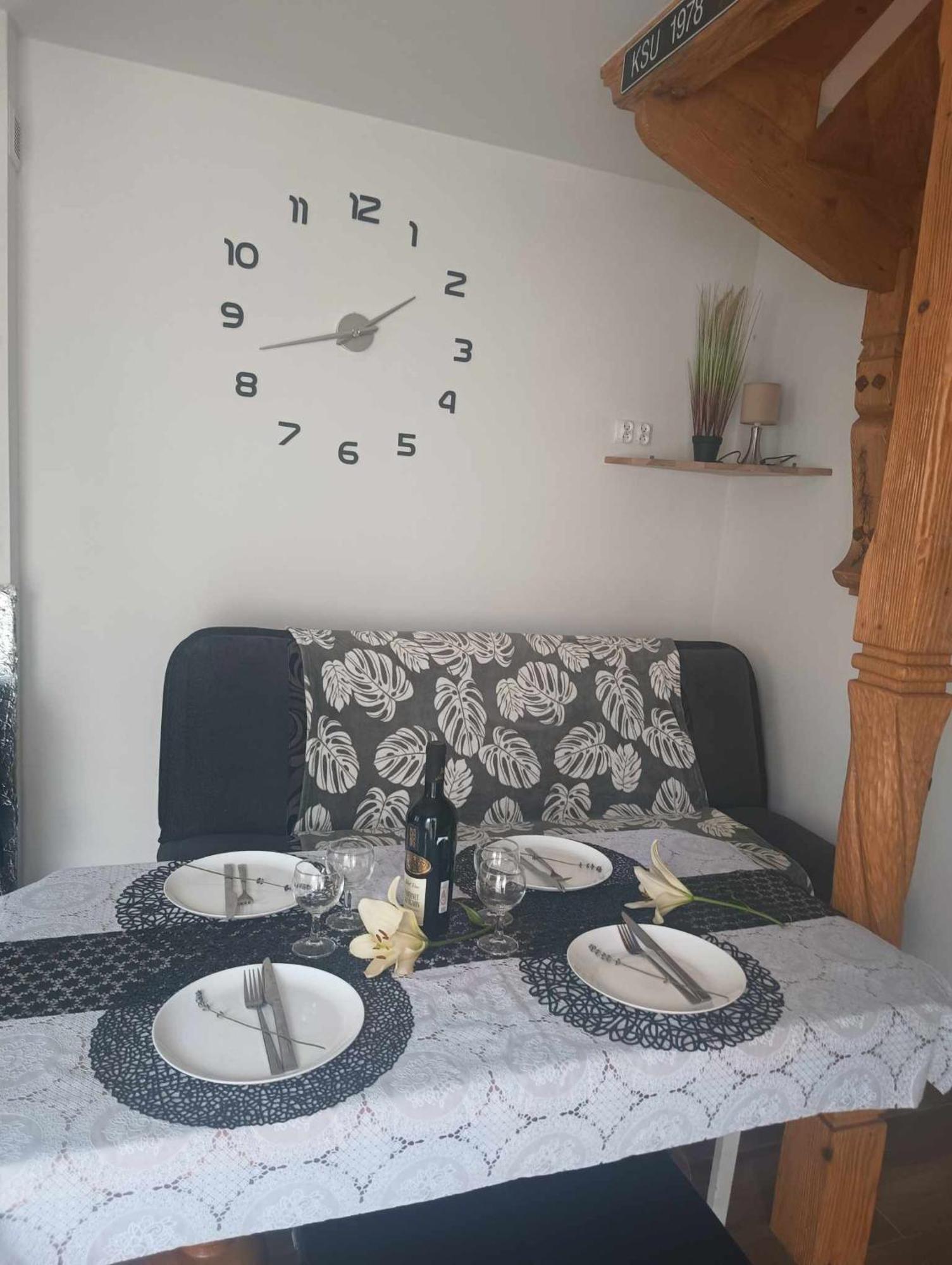 Villa Bieszczadzka Dolina U Magdy à Zlobek  Extérieur photo
